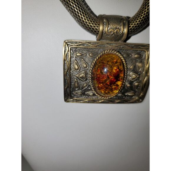 A Chunky Amber Colored Stone And Pewter Boho Brutalist Necklace Snake Chain - Picture 7 of 8